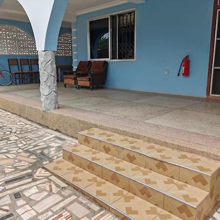 Elizz Guest House Janman Екстериор снимка