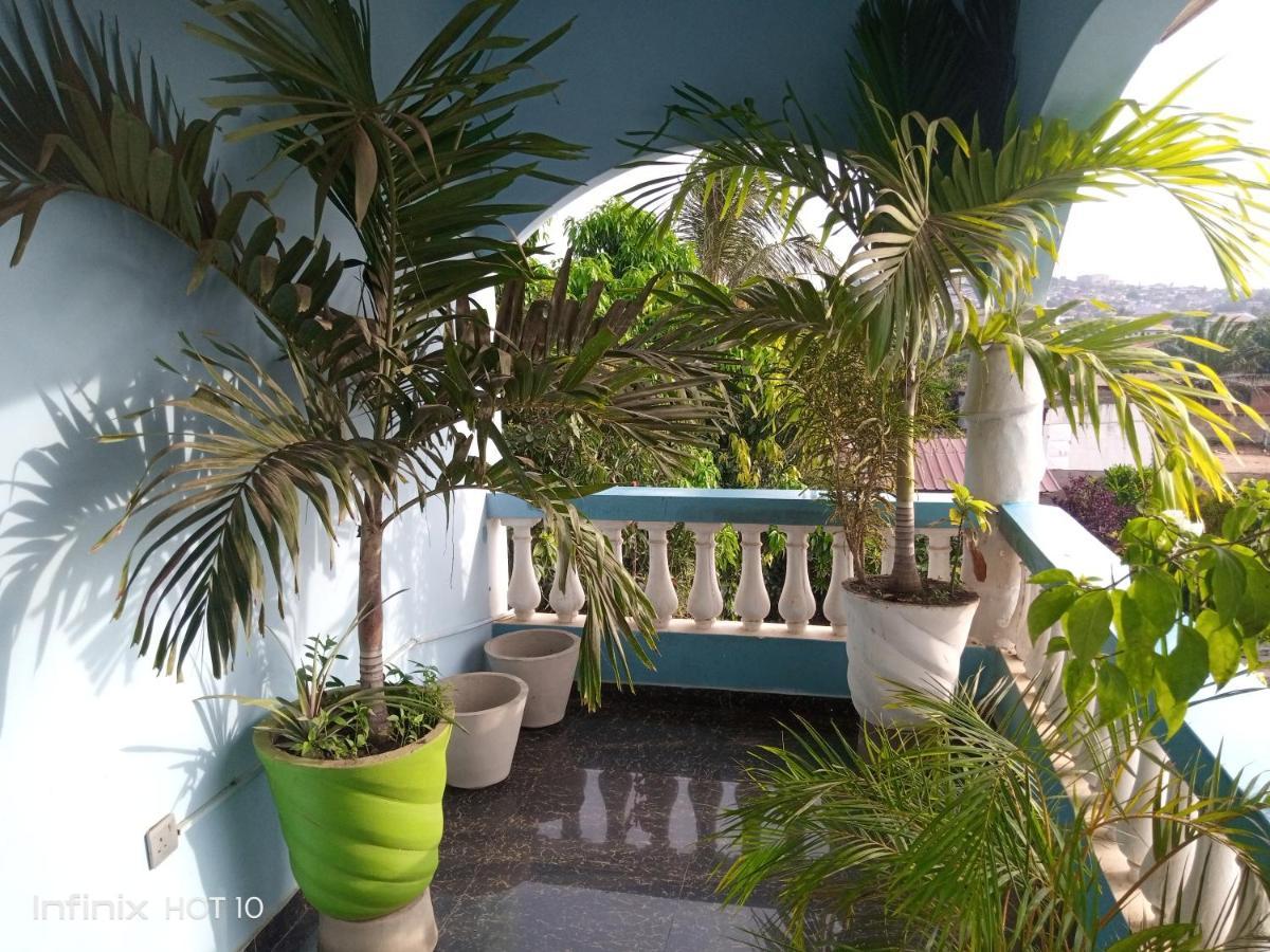 Elizz Guest House Janman Екстериор снимка