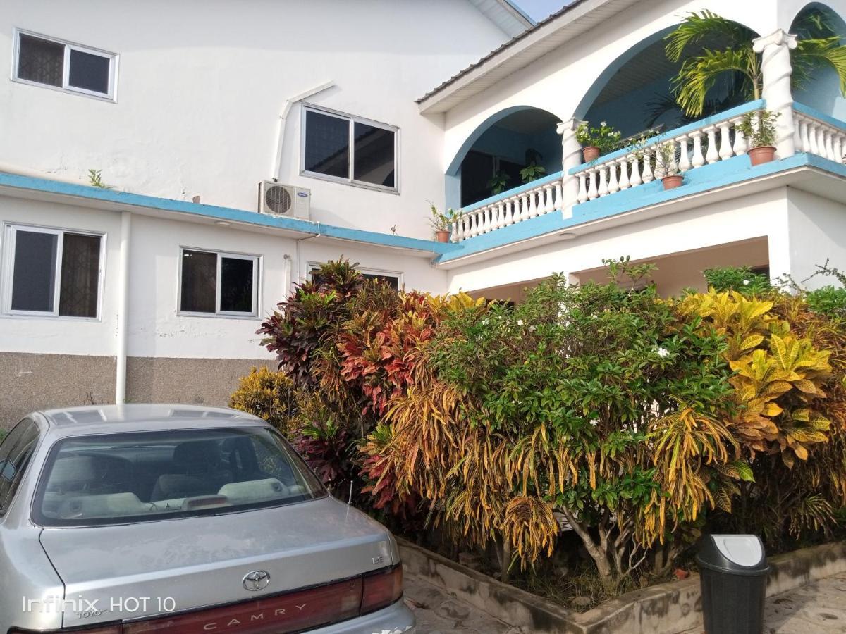 Elizz Guest House Janman Екстериор снимка