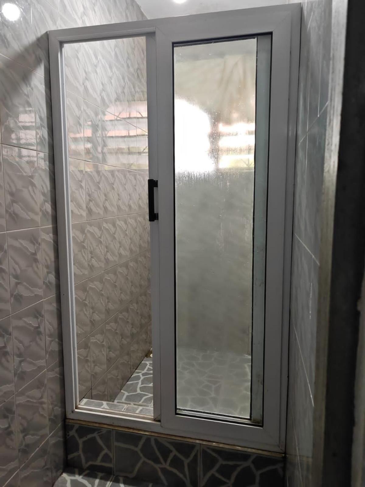 Elizz Guest House Janman Екстериор снимка