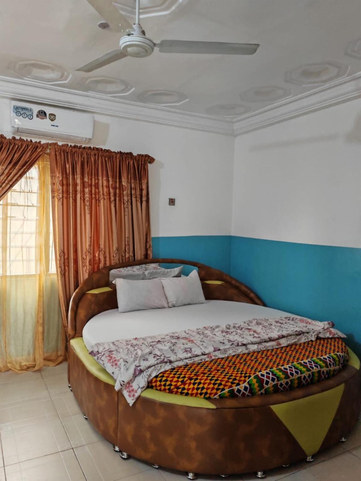 Elizz Guest House Janman Екстериор снимка