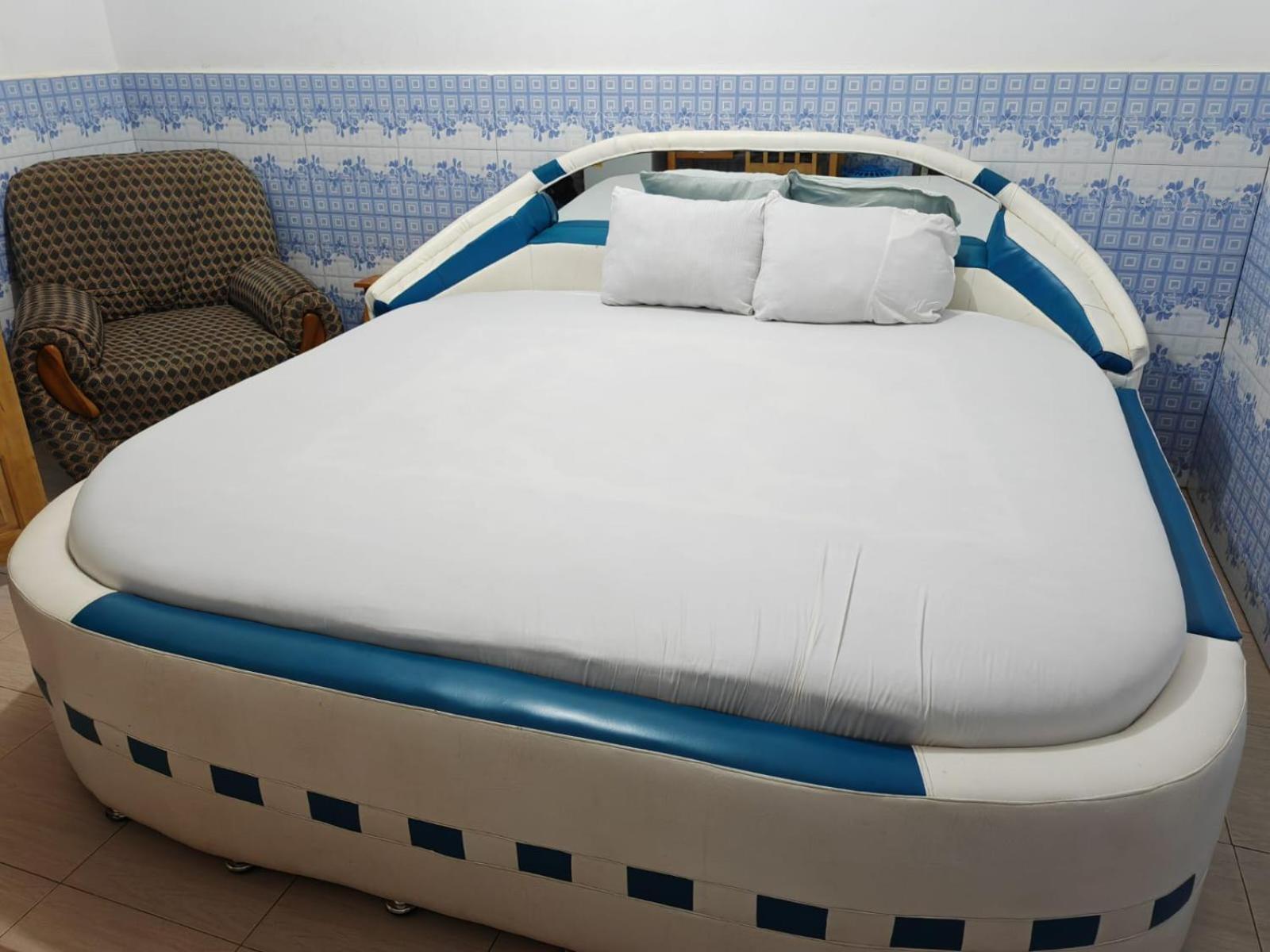 Elizz Guest House Janman Екстериор снимка