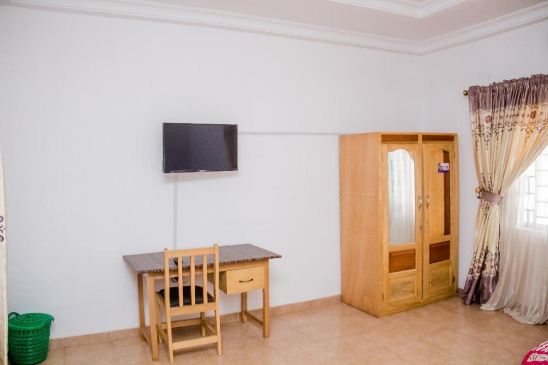 Elizz Guest House Janman Екстериор снимка
